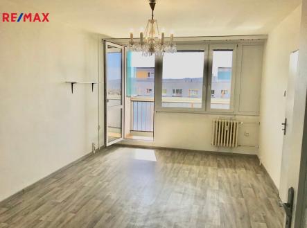 c57d1143-dfb8-469c-ab13-2db1384abf69.jpg | Pronájem bytu, 3+1, 77 m²