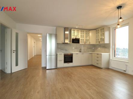 Obývací pokoj s kuchyňským koutem | Pronájem bytu, 4+kk, 97 m²