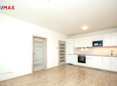 Pronájem bytu, 2+kk, 42 m² obrázek