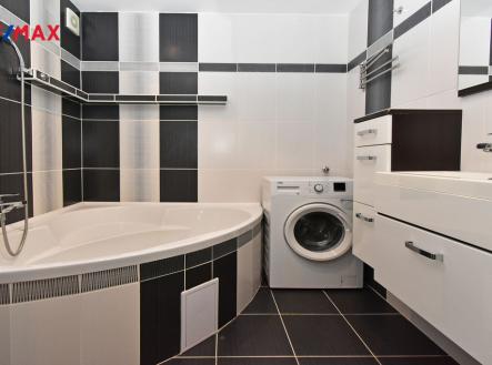 Pronájem bytu, 3+1, 75 m² obrázek