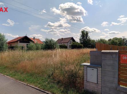 uliční pohled | Prodej - pozemek pro bydlení, 826 m²