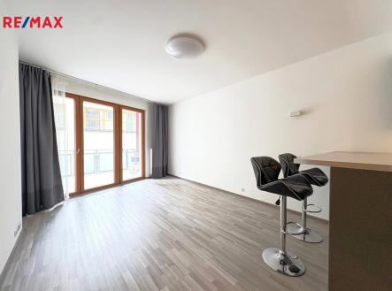 Obývací pokoj s kuchyňským koutem | Prodej bytu, 2+kk, 74 m²