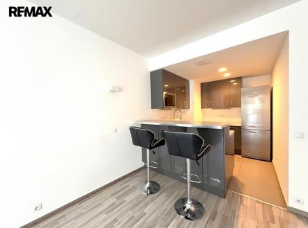 3.jpg | Prodej bytu, 2+kk, 74 m²