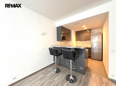 3.jpg | Prodej bytu, 2+kk, 74 m²