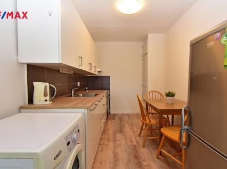 Pronájem bytu, 3+kk, 63 m²