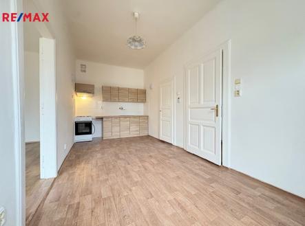 Obývací pokoj s kuchyňským koutem | Pronájem bytu, 2+kk, 50 m²