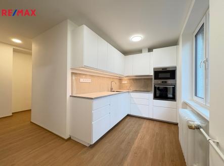 Kuchyně | Pronájem bytu, 2+1, 52 m²