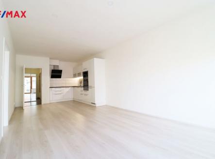 Pronájem bytu, 2+kk, 70 m² obrázek