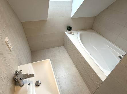 2.jpg | Pronájem bytu, 2+1, 89 m²