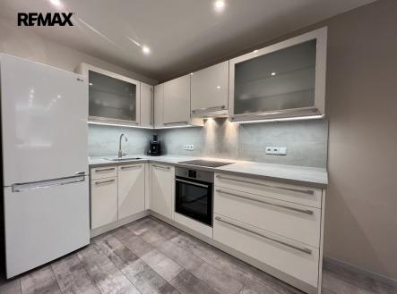 1.jpg | Pronájem bytu, 2+kk, 45 m²