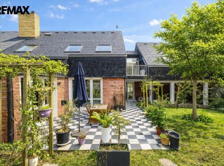 2.1.png | Prodej - dům/vila, 260 m²