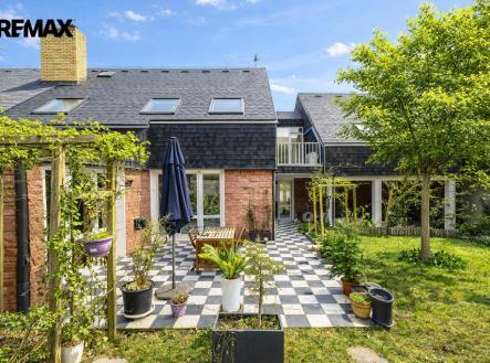 2.1.png | Prodej - dům/vila, 260 m²