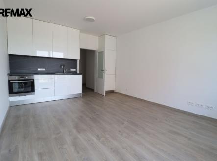 Pronájem bytu, 1+kk, 30 m² obrázek