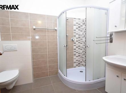 1.jpg | Pronájem bytu, 1+kk, 28 m²