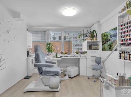 . | Pronájem - kanceláře, 30 m²