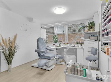 . | Pronájem - kanceláře, 30 m²