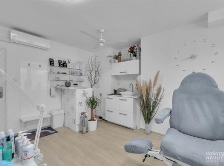 . | Pronájem - kanceláře, 30 m²