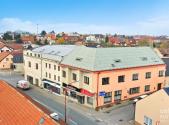 Prodej - nájemní dům, 690 m²