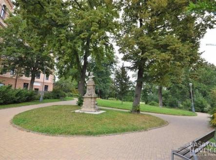 . | Pronájem bytu, 4+kk, 86 m²