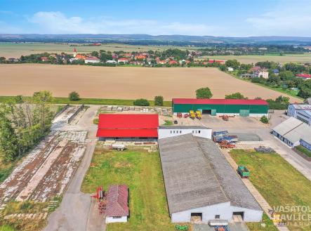Prodej - komerční objekt, průmyslový areál, 2 100 m² obrázek