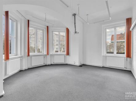 . | Pronájem - kanceláře, 104 m²