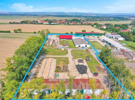 . | Prodej - komerční objekt, průmyslový areál, 3 000 m²