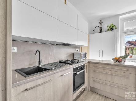 . | Prodej bytu, 3+kk, 89 m²