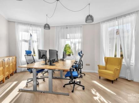 . | Pronájem - obchodní prostor, 173 m²