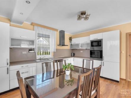 . | Pronájem - dům/vila, 101 m²