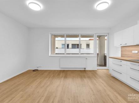 . | Pronájem bytu, 3+kk, 72 m²