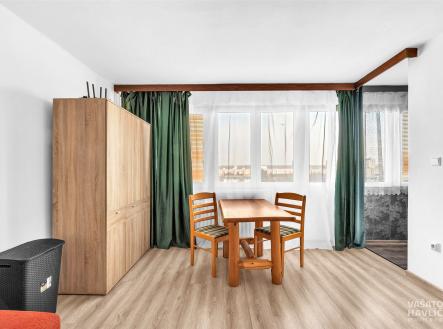 . | Pronájem bytu, 1+kk, 27 m²