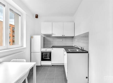 . | Pronájem bytu, 2+1, 54 m²