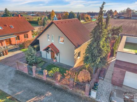 . | Prodej - dům/vila, 109 m²