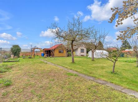 . | Prodej - pozemek, zahrada, 416 m²