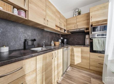 . | Pronájem bytu, 3+1, 68 m²