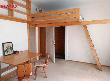 img-20250502-104901.jpg | Pronájem bytu, 2+1, 40 m²