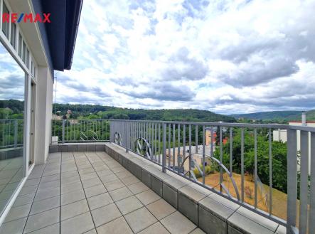20250722-111026.jpg | Pronájem - dům/vila, 676 m²