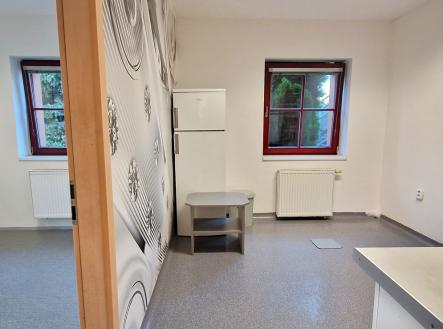 20230906-190338.jpg | Pronájem - obchodní prostor, 83 m²