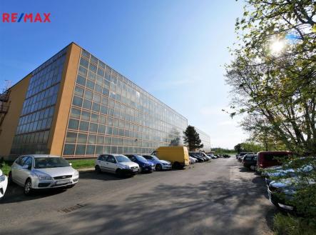 p1170186.jpg | Pronájem - malý objekt/garáž