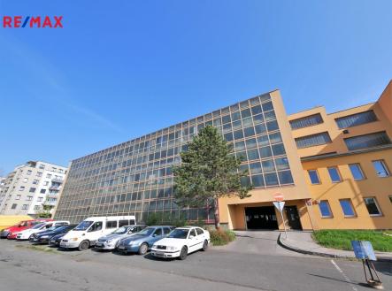 p1170187.jpg | Pronájem - malý objekt/garáž