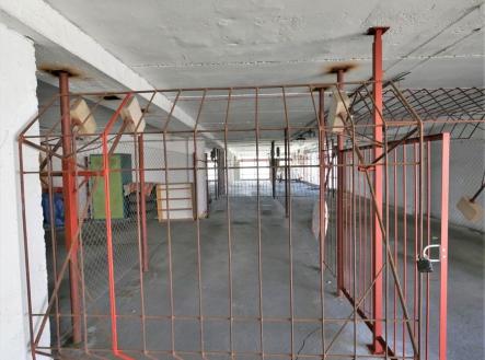 p1170196.jpg | Pronájem - malý objekt/garáž