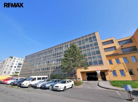 p1170187.jpg | Pronájem - malý objekt/garáž