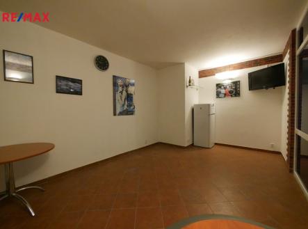 p1160098.jpg | Pronájem - kanceláře, 16 m²