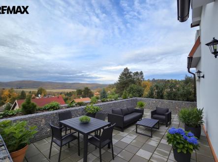 file-00000000a87861f8afa158d71bbc0a40.png | Pronájem bytu, 2+kk, 102 m²