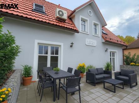 file-000000009a1c620eb2335a5de7b12aee.png | Pronájem bytu, 2+kk, 102 m²