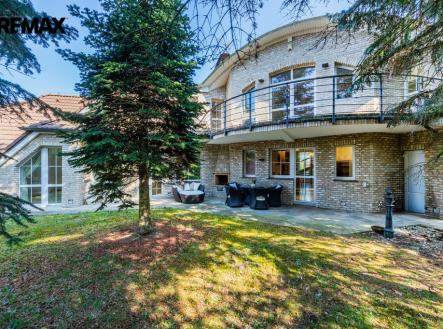 1-1-dum.jpg | Prodej - dům/vila, 433 m²