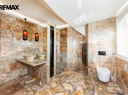 1-14-koupelna-patro1.jpg | Prodej - dům/vila, 433 m²