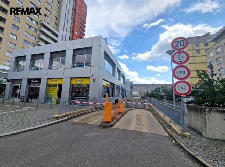20250531-144734.jpg | Pronájem - malý objekt/garáž