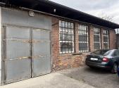 Pronájem - skladovací prostor, 177 m²
