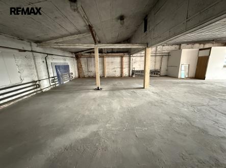 image005.jpg | Pronájem - skladovací prostor, 177 m²